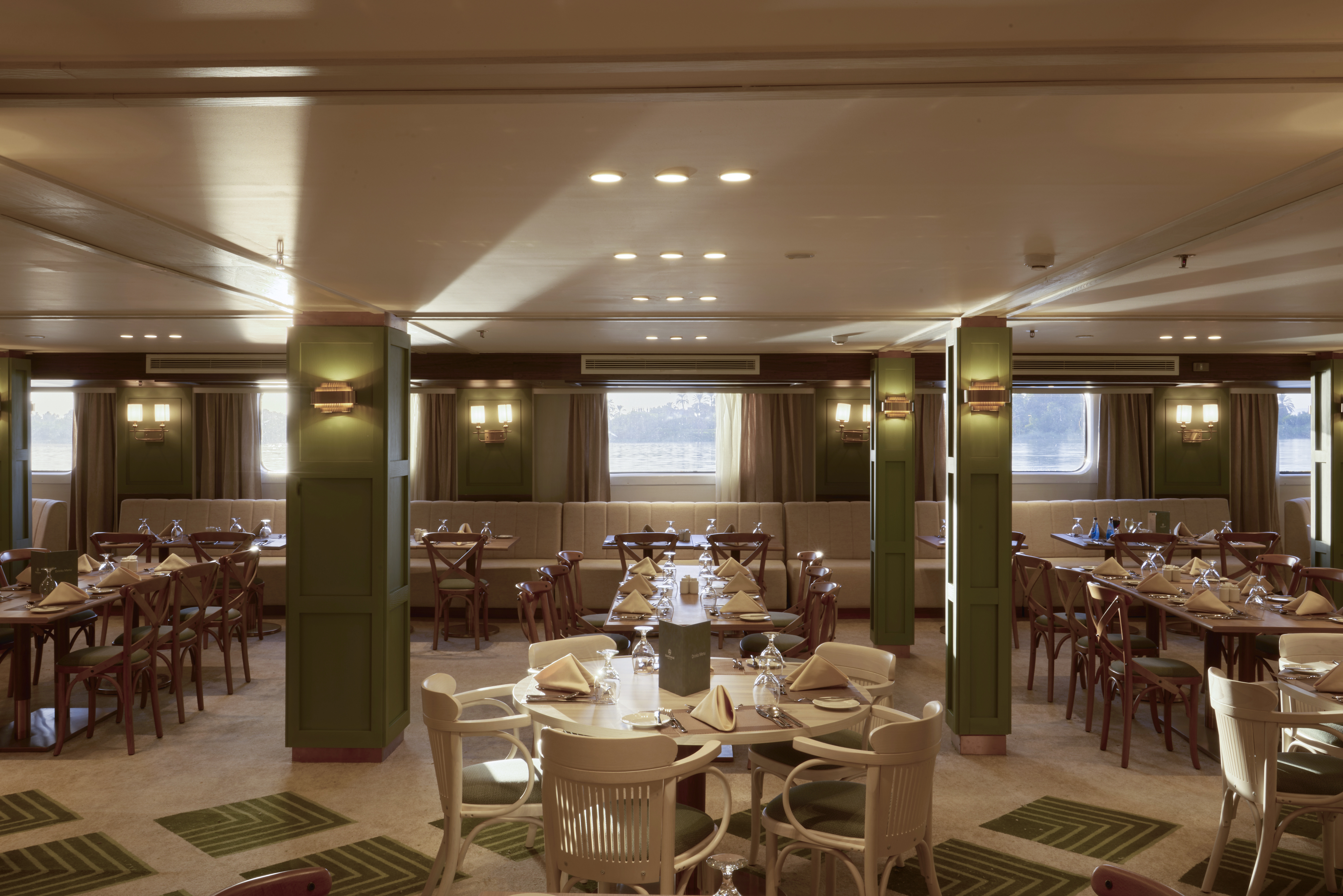 Travelmarvel Sirius - Nefertari Restaurant